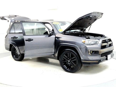 Used 2020 Toyota 4Runner Nightshade image 12