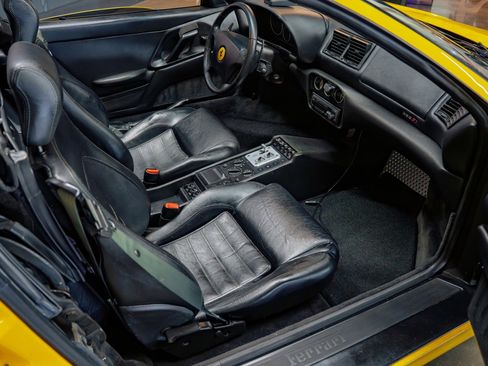 Used 1999 Ferrari F355 Spider image 11