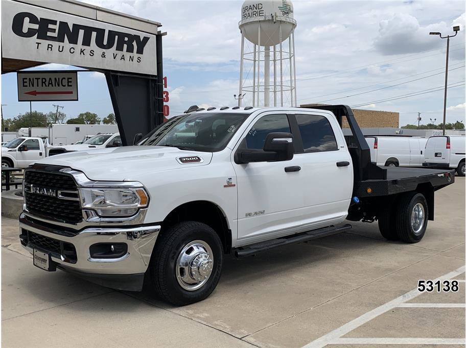 Used 2024 RAM 3500 SLT w/ Quick Order Package 2YG SLT AWD/4WD image 1