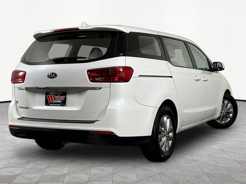 Used 2020 Kia Sedona L FWD image 6