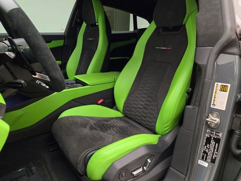 Used 2022 Lamborghini Urus AWD/4WD image 18