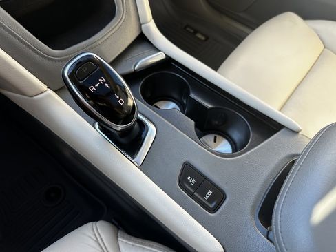 Used 2018 Cadillac XT5 Premium Luxury image 37