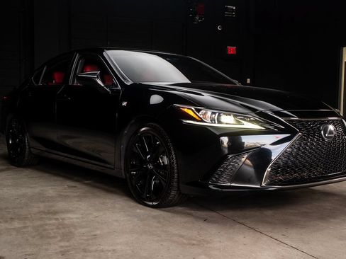 Used 2024 Lexus ES 350 F Sport w/ Accessory Package (Z2) FWD image 7
