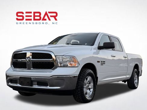 Used 2020 RAM 1500 Classic SLT image 1
