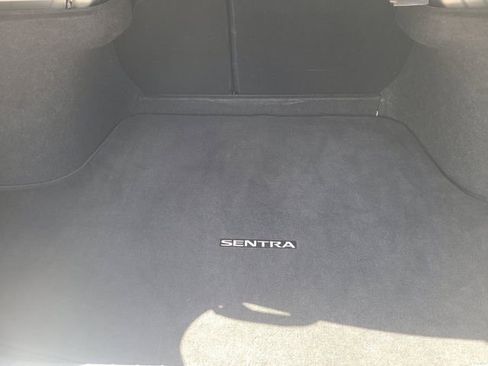 Used 2023 Nissan Sentra SV image 7