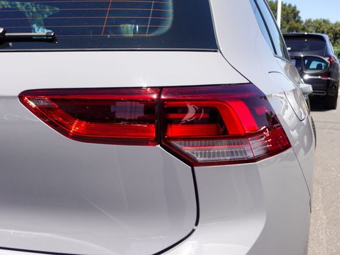 New 2026 Volkswagen GTI SE FWD image 6