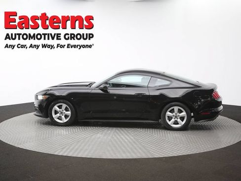 Used 2017 Ford Mustang Coupe RWD image 57