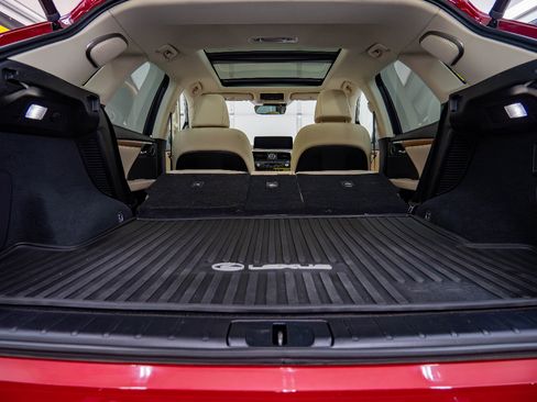 Used 2022 Lexus RX 450h AWD w/ Premium Package image 12