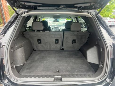 Used 2023 Chevrolet Equinox LT AWD/4WD image 24
