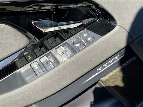New 2026 Land Rover Range Rover Evoque S AWD/4WD image 20
