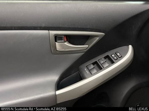 Used 2014 Toyota Prius Four FWD image 11