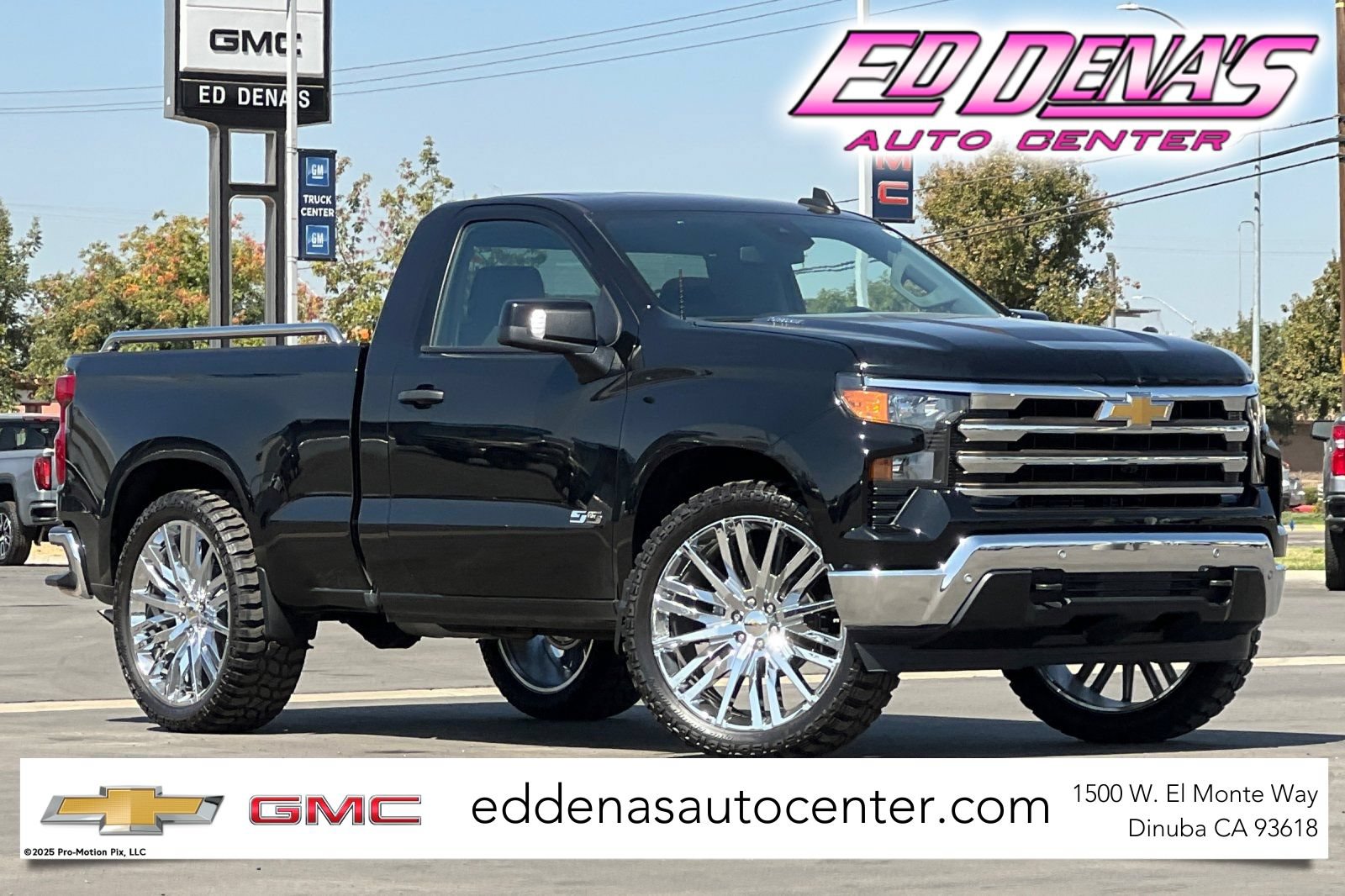 Used 2025 Chevrolet Silverado 1500 W/T w/ WT Safety Package AWD/4WD image 1
