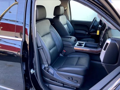 Used 2018 GMC Sierra 1500 SLT w/ Enhanced Driver Alert Package RWD image 6