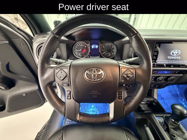 Used 2021 Toyota Tacoma TRD Off-Road w/ TRD Premium Off Road Package AWD/4WD image 9