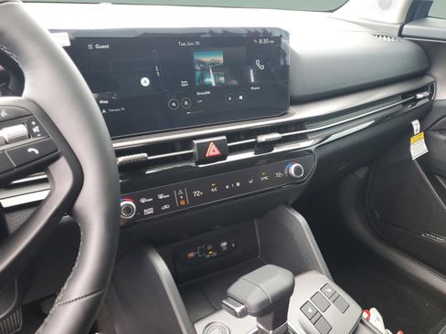 New 2026 Kia Sportage SX FWD image 21