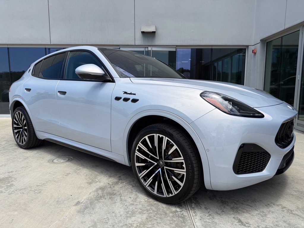 Used 2025 Maserati Grecale Modena AWD/4WD image 1