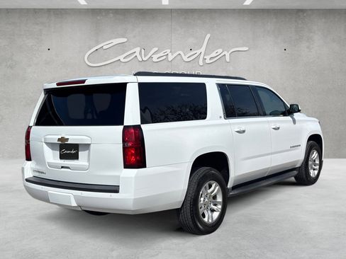 Used 2018 Chevrolet Suburban LT image 19