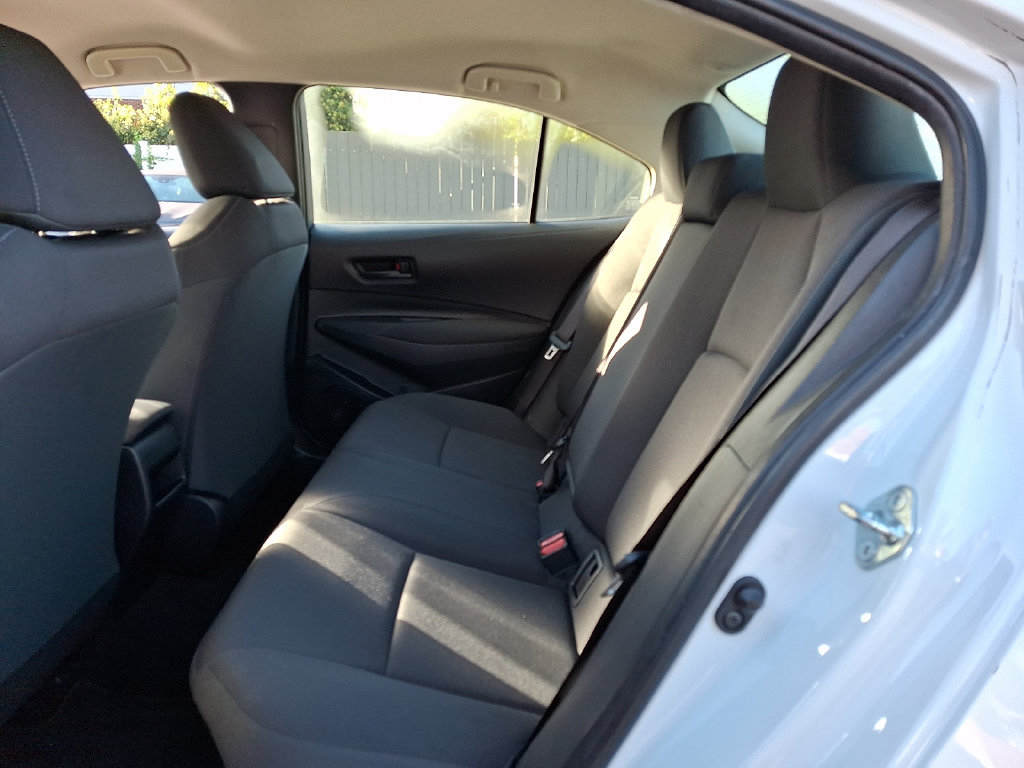 Certified 2022 Toyota Corolla LE FWD image 10