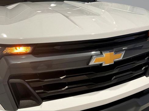 Used 2024 Chevrolet Colorado LT w/ LT Convenience Package AWD/4WD image 33