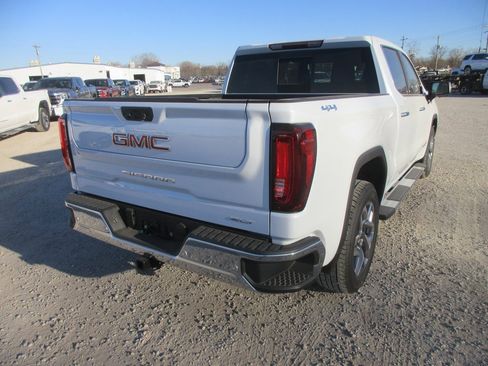 New 2026 GMC Sierra 1500 SLT w/ SLT Premium Plus Package image 5