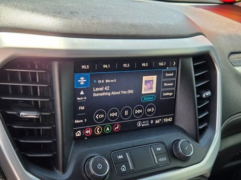 Certified 2022 GMC Acadia SLT w/ Elevation Edition FWD image 21
