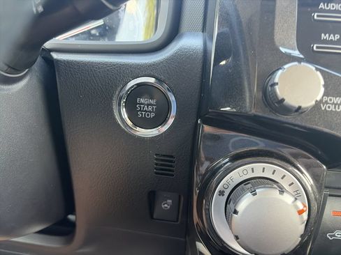 Used 2024 Toyota 4Runner TRD Off-Road Premium w/ Moonroof Package AWD/4WD image 27