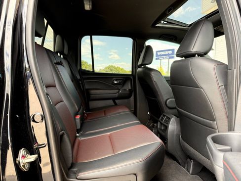 Used 2017 Honda Ridgeline Black Edition image 22