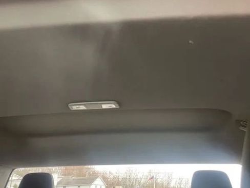 Used 2021 Chevrolet Silverado 2500 LT w/ Convenience Package image 18