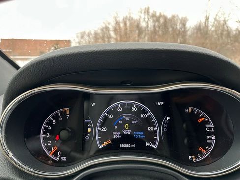 Used 2016 Jeep Grand Cherokee Limited 75th Anniversary image 17