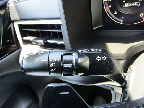 Used 2022 Mitsubishi Outlander SEL AWD/4WD image 31