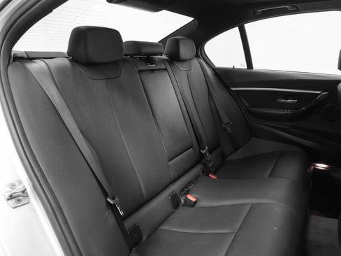 Used 2018 BMW 330i xDrive Sedan AWD/4WD image 26