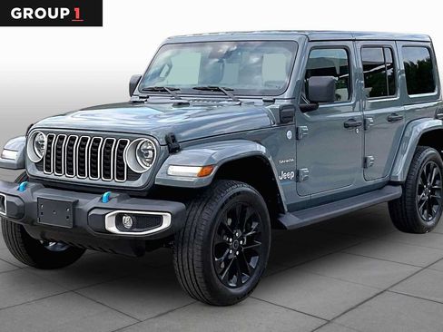 Used 2024 Jeep Wrangler Unlimited Sahara w/ Safety Group AWD/4WD image 1