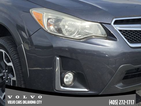 Used 2017 Subaru Crosstrek 2.0i Limited AWD/4WD image 7