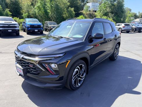 New 2026 Chevrolet TrailBlazer RS w/ Convenience Package FWD image 1