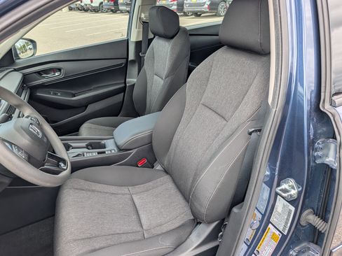 Used 2024 Honda Accord EX image 19