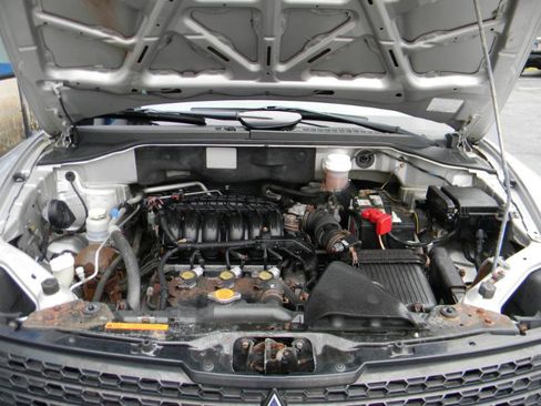 Used 2011 Mitsubishi Endeavor SE image 23