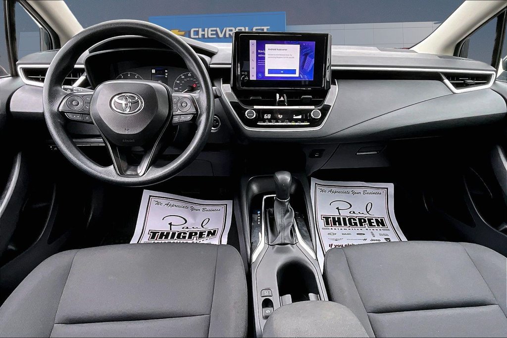 Used 2025 Toyota Corolla LE w/ Convenience Package FWD image 8