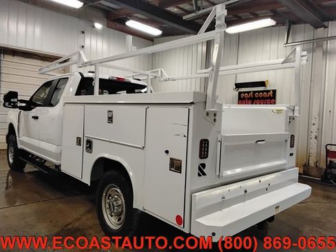 Used 2023 Ford F250 XL w/ Snow Plow Prep Package AWD/4WD image 6