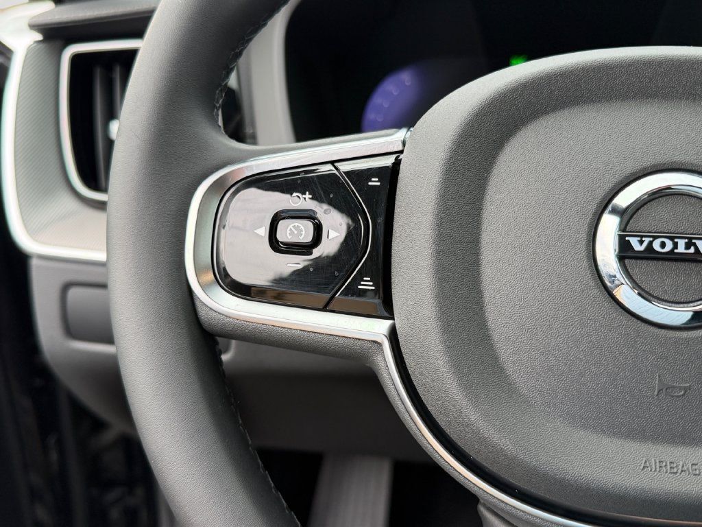 Certified 2024 Volvo XC60 T8 Ultimate AWD/4WD image 20