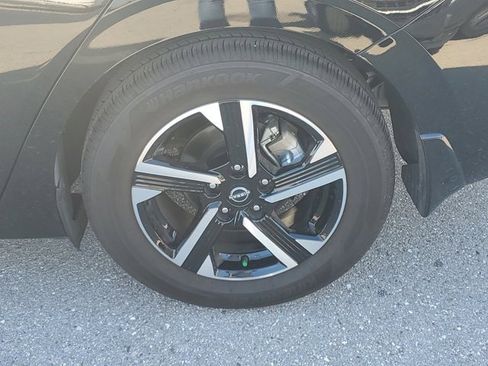 Certified 2025 Nissan Sentra SV w/ Trunk Package image 13