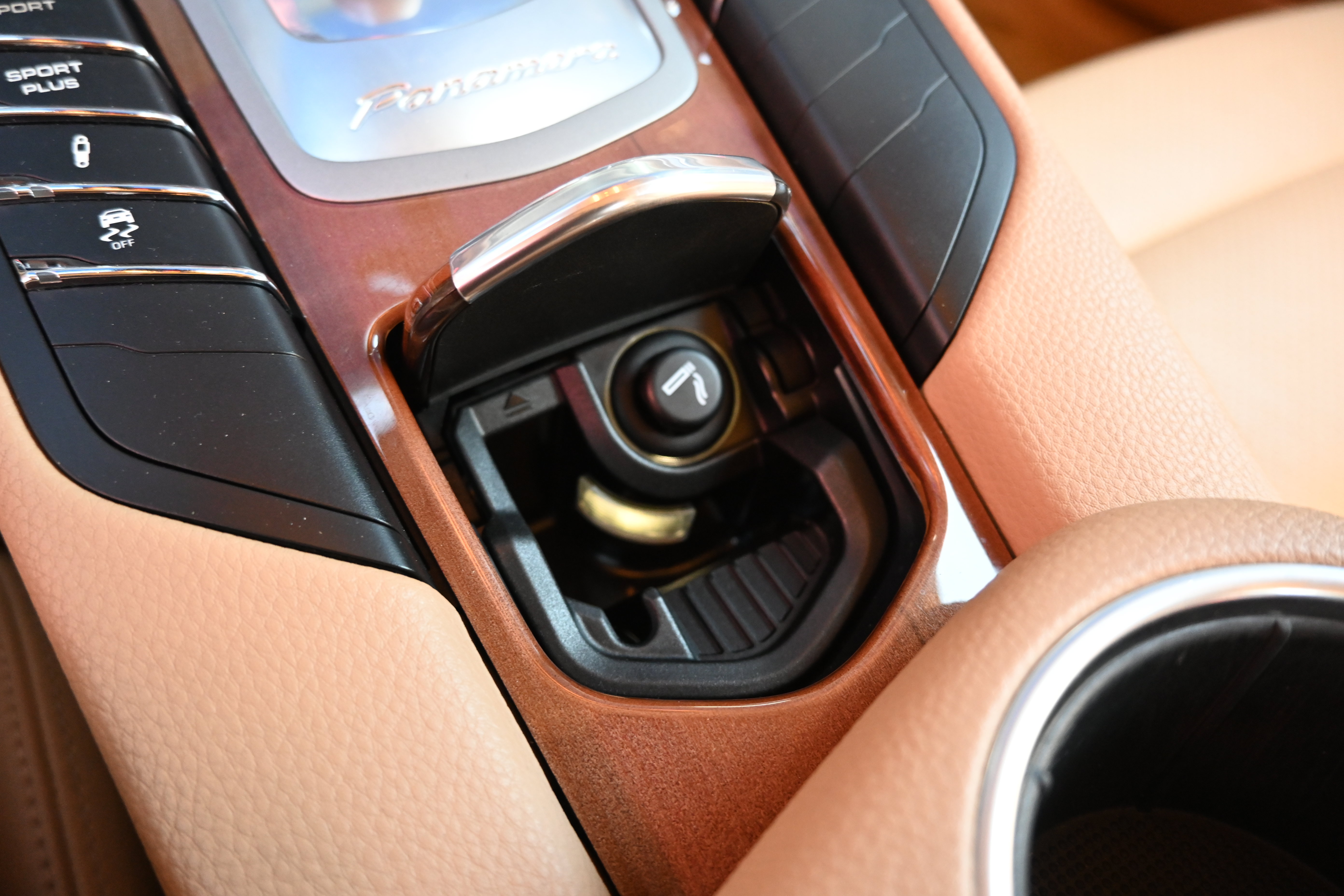 Used 2011 Porsche Panamera S RWD image 58