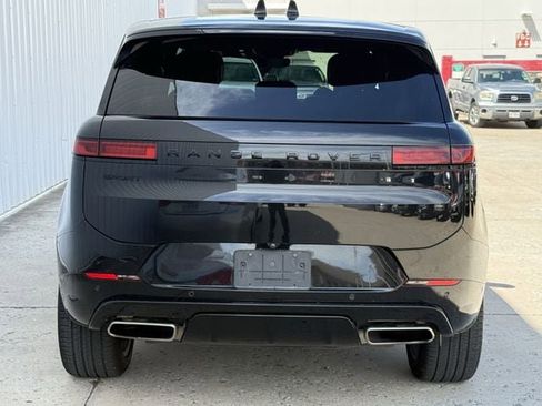 Used 2024 Land Rover Range Rover Sport Dynamic SE image 5