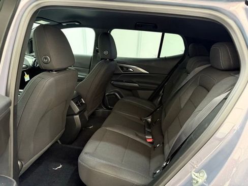 New 2026 Chevrolet Equinox EV LT image 15