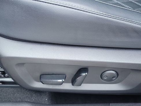 Used 2024 Mitsubishi Outlander SEL FWD image 20