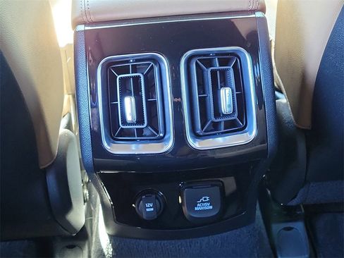 Used 2025 Kia Sorento SX Prestige w/ Olive Brown Leather Package image 14