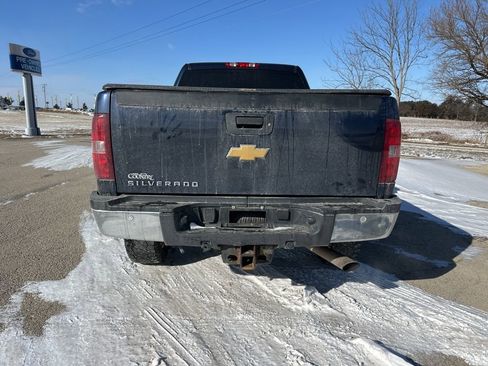 Used 2012 Chevrolet Silverado 2500 LT w/ Interior Plus Package image 13