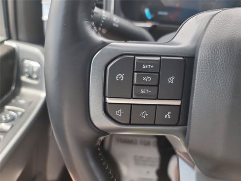 Used 2023 Ford F250 Lariat w/ Chrome Package AWD/4WD image 24