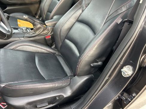 Used 2014 MAZDA MAZDA3 i Grand Touring image 11