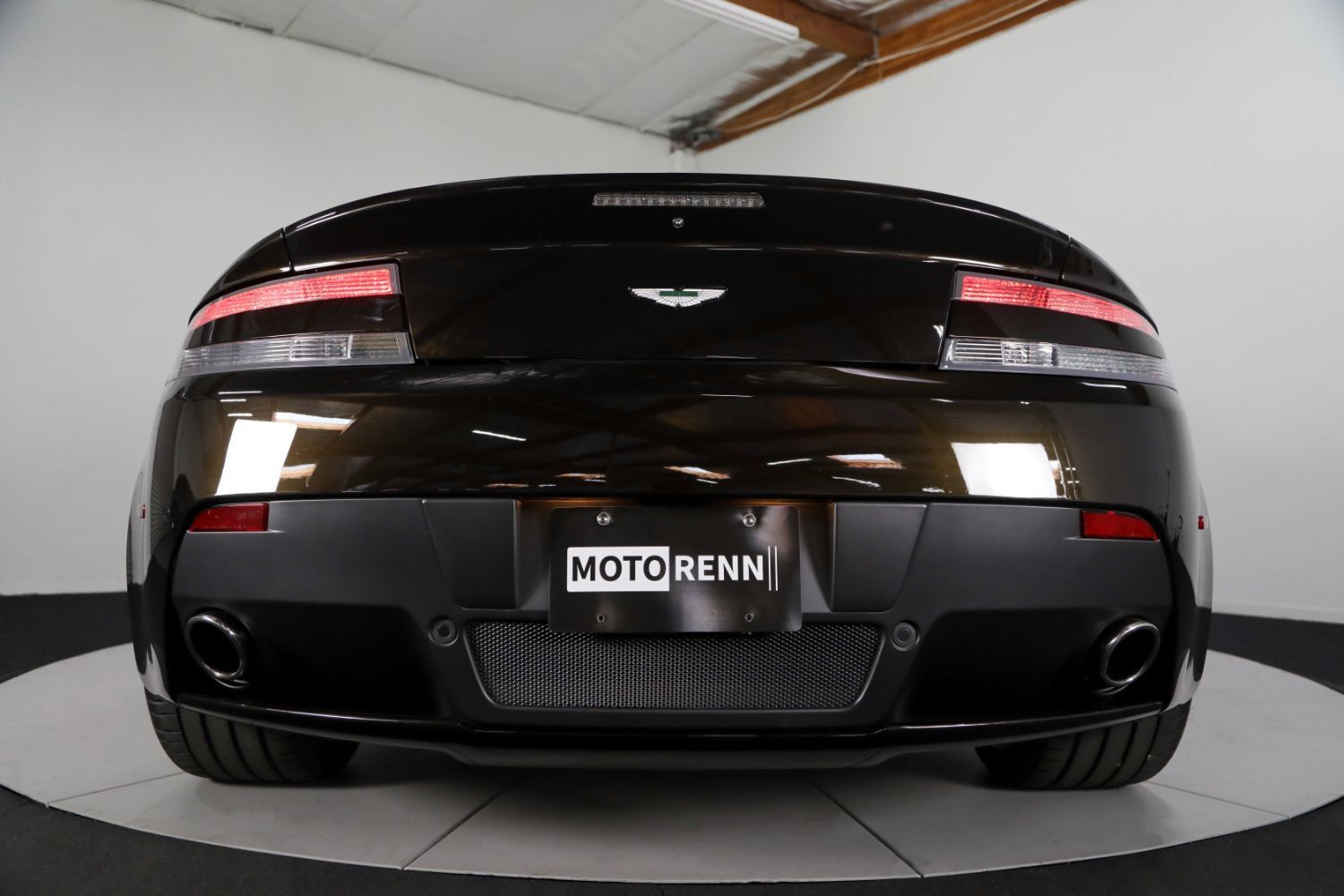 Used 2012 Aston Martin V8 Vantage N420 RWD image 24