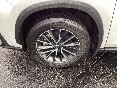 Used 2024 Lexus NX 350h AWD image 37